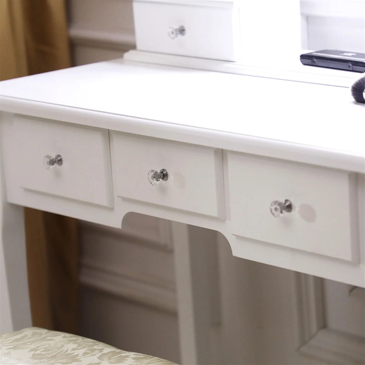 White Vanity Table Set with Lighted Mirror and Stool V38686