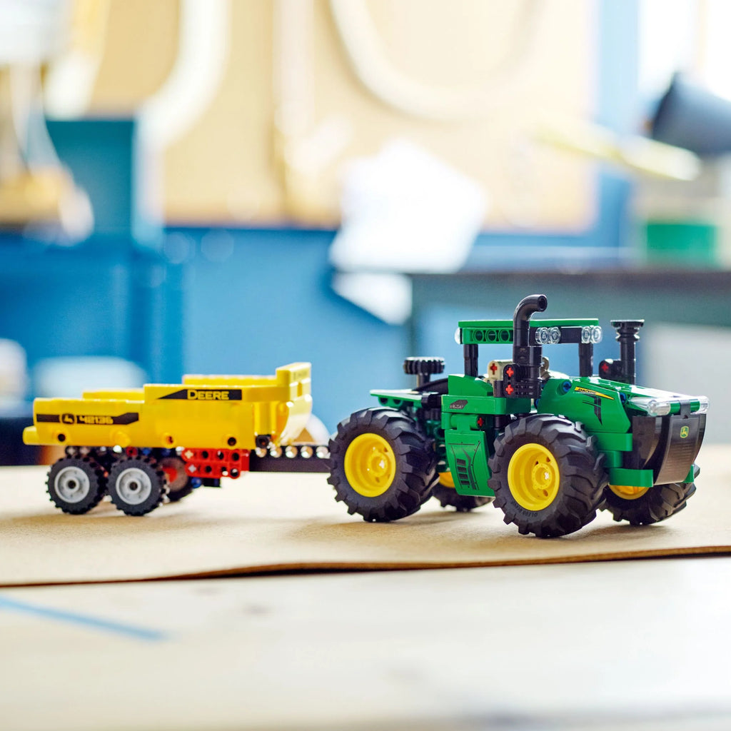 4WD Tractor Toy with Trailer Building Toy W947385