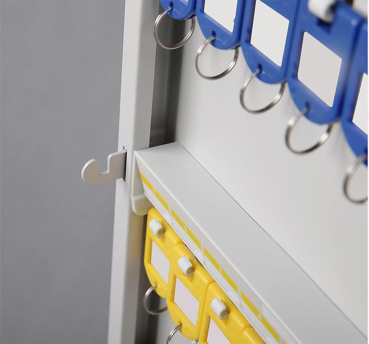 Wall Mount Key Organizer with Combo Lock 96 Key Z216