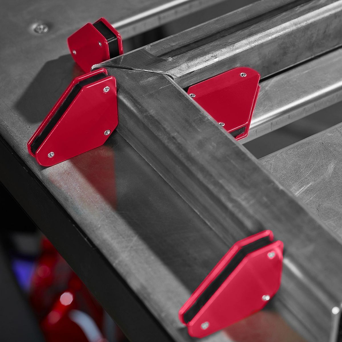 Magnetic Welding Holders 4-Pack D641
