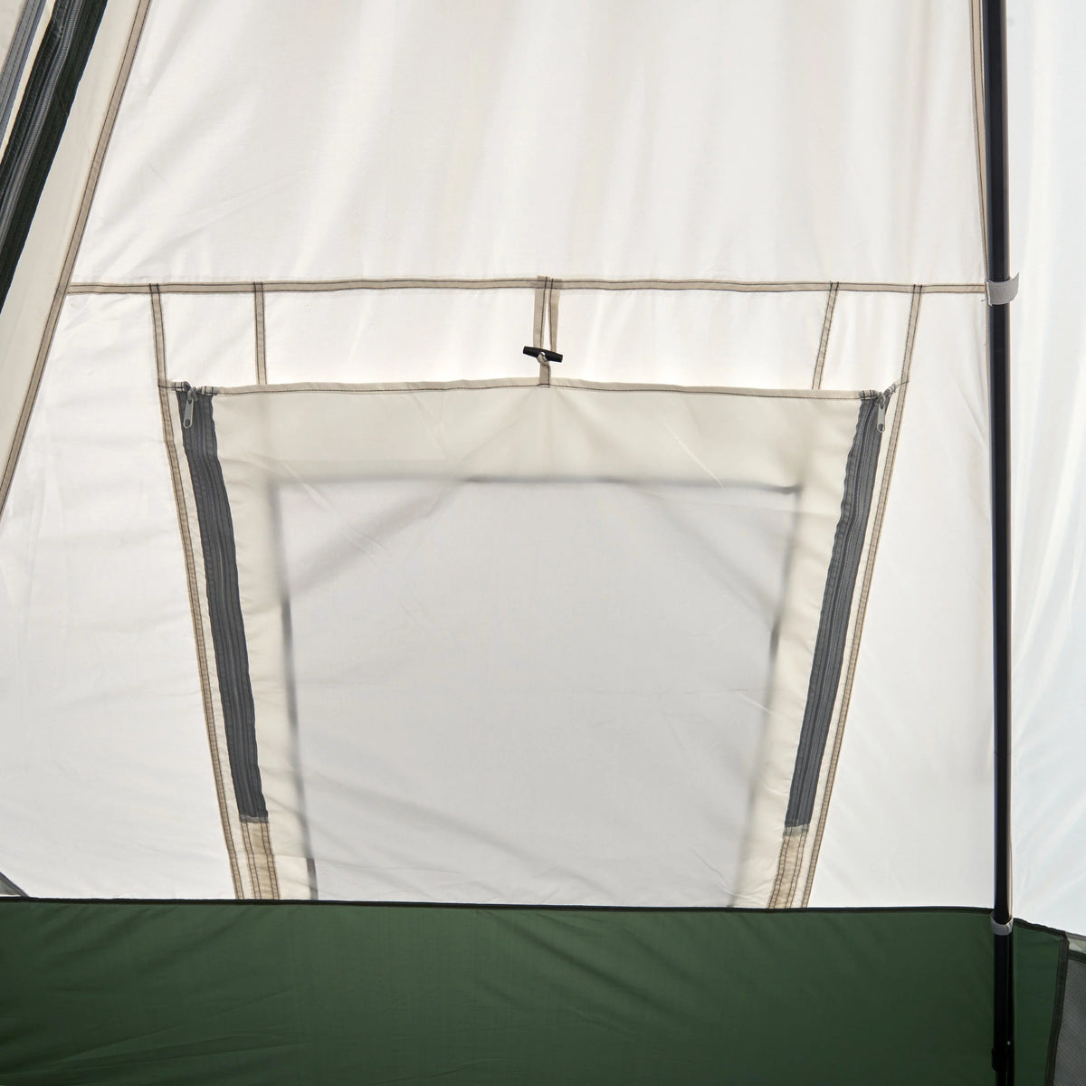 7-Person 1-Room Teepee Tent with Vented Rear Window, Green G70539