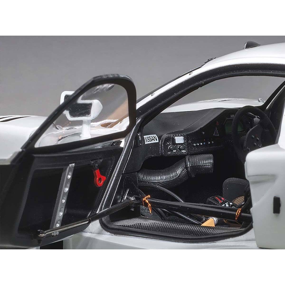 1/18 Diecast Model Car H79585