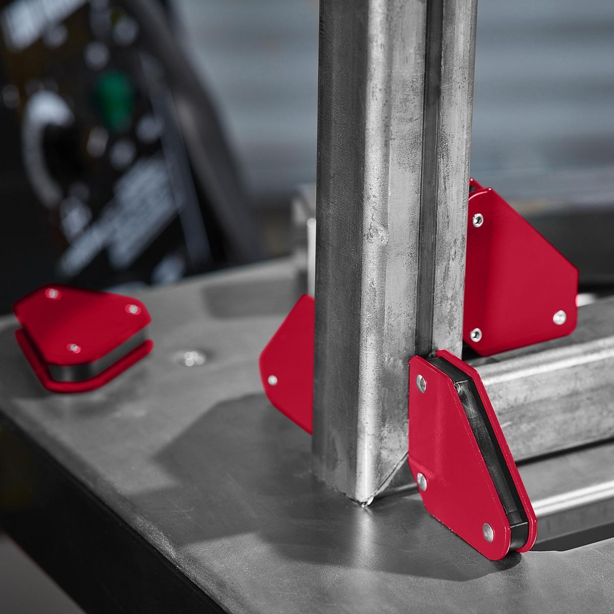 Magnetic Welding Holders 4-Pack D641