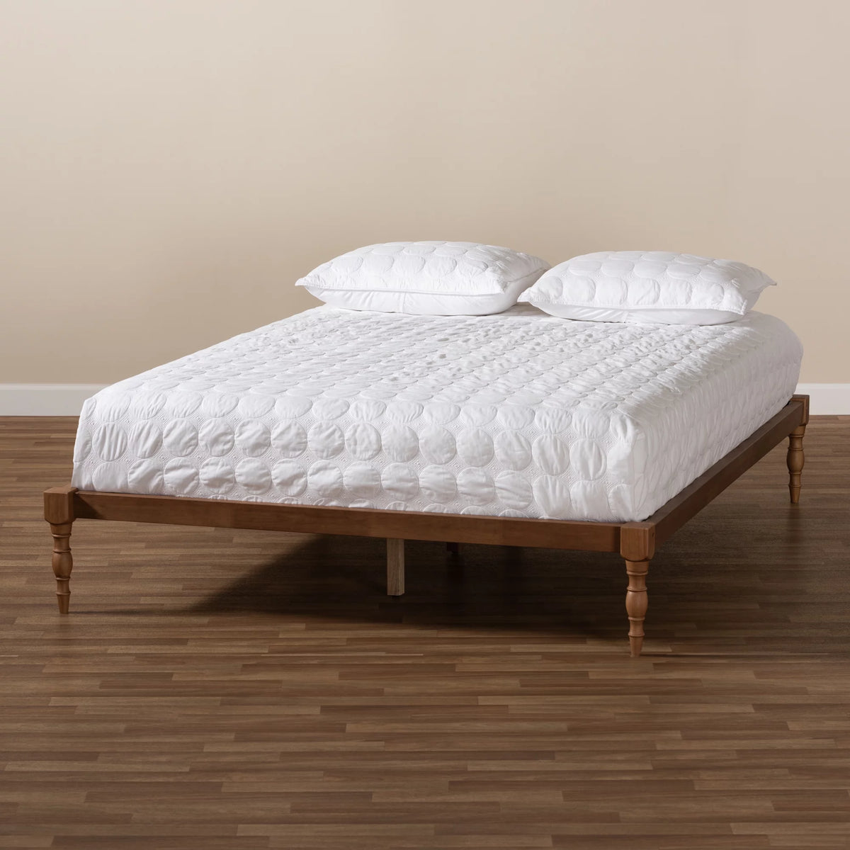 Walnut Brown Wood Queen Size Platform Bed Frame R662807
