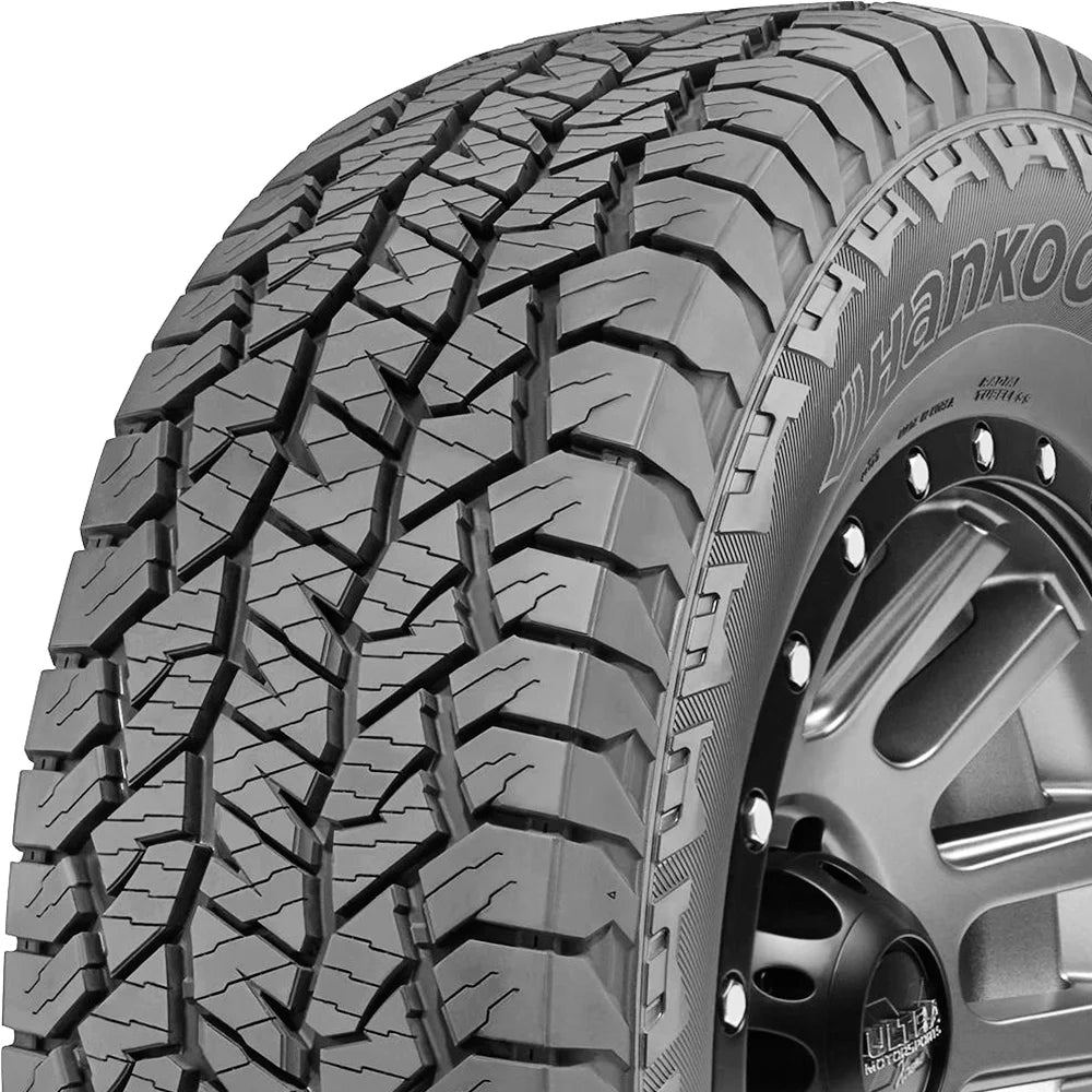 255/70R18 113T Tire X80947