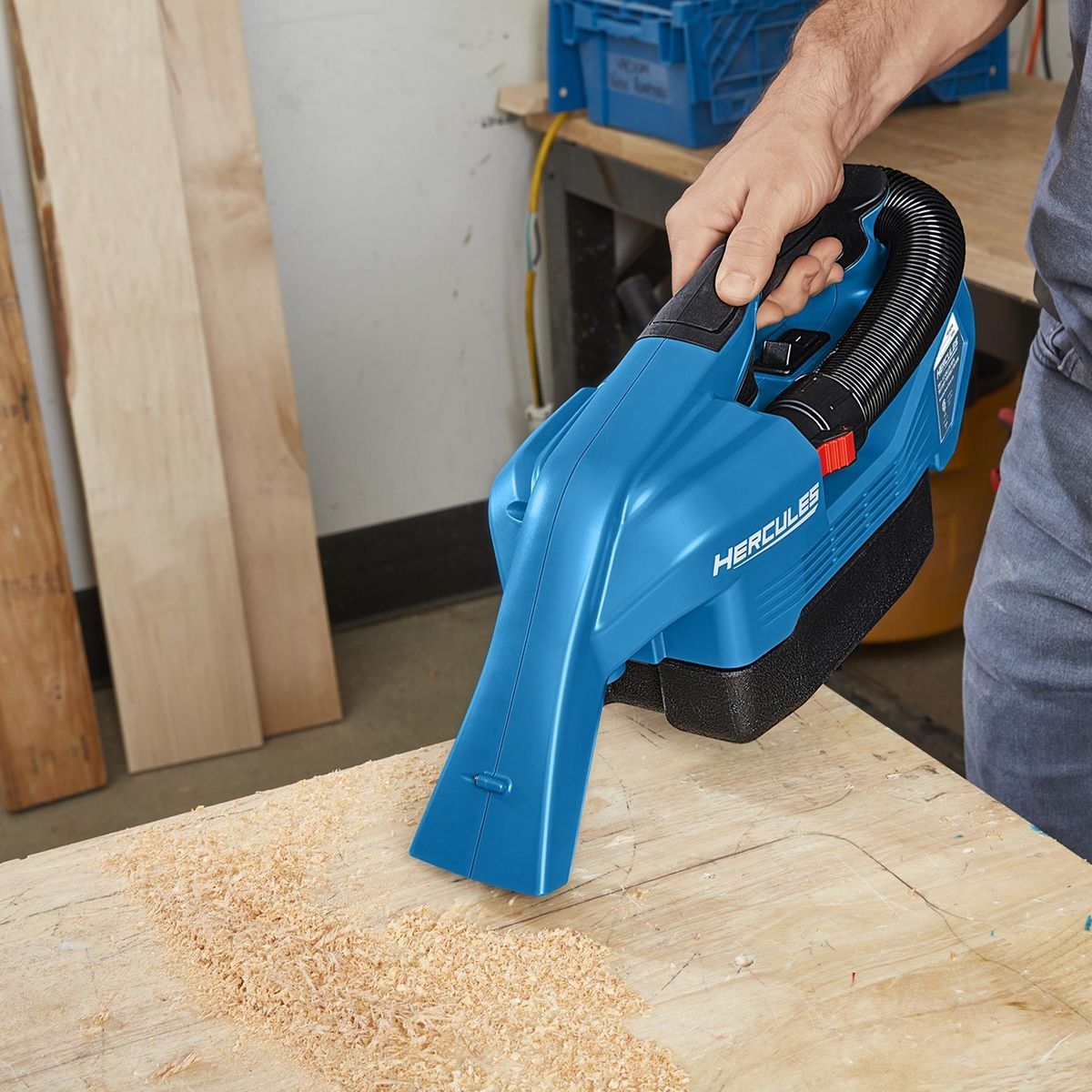 20V Cordless Wet/Dry Portable Vacuum D8943