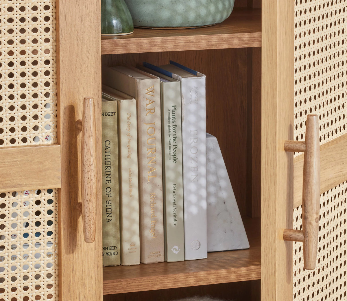 Storage Cabinet D324