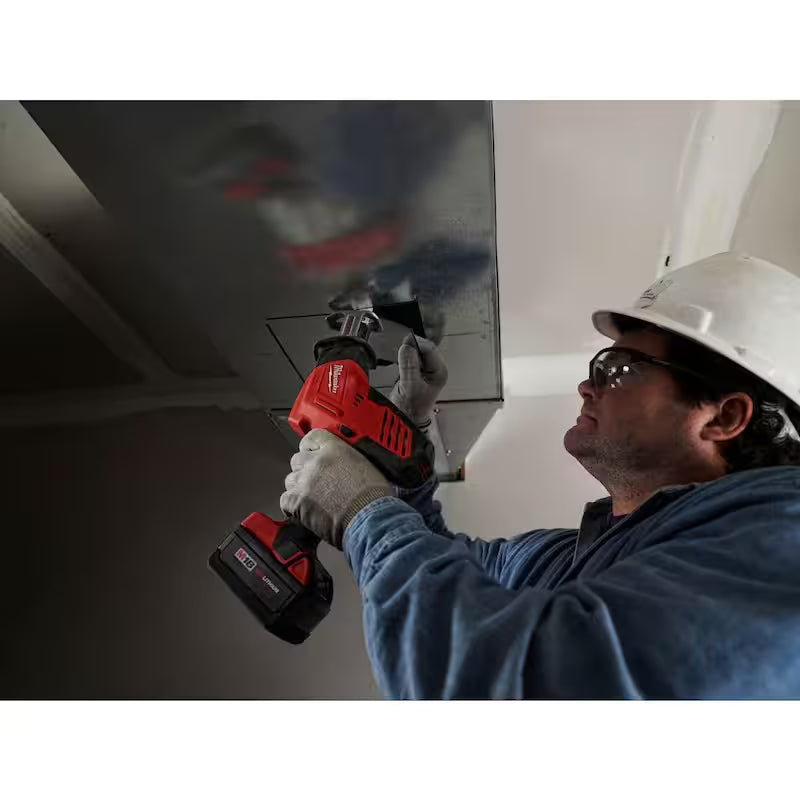 18V Cordless Reciprocating Saw with Metal Cutting Saw Blade H38866